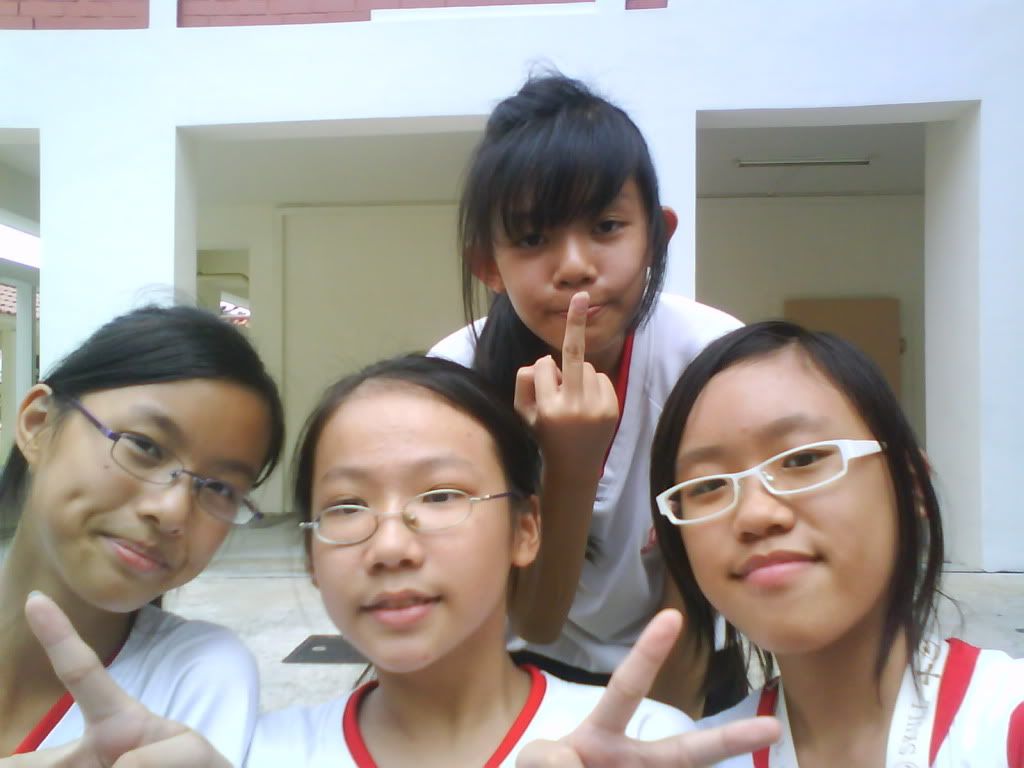 siao family photo 6!xD woots~