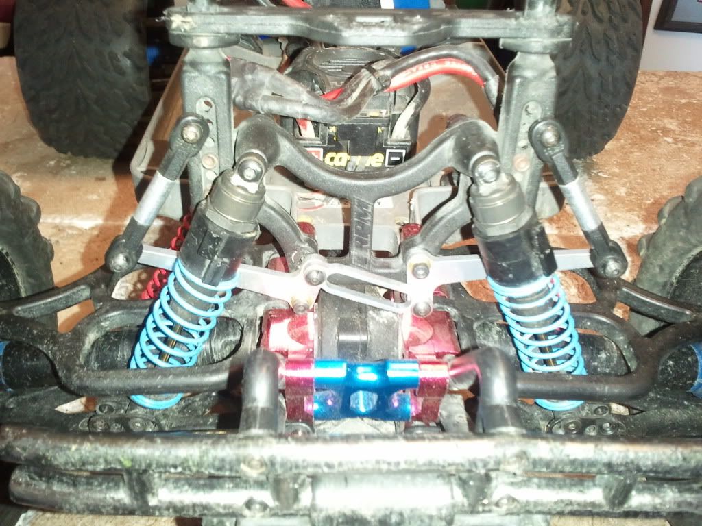 emaxx 3908