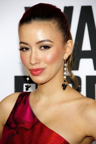 photo ChristianSerratosRobCorddryLosAngeles-iBKzQ0cbtOl_zps52a00510.jpg