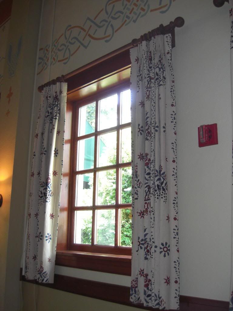 Ugly Curtains How To Cover? Photo by nicollette_pullen Photobucket