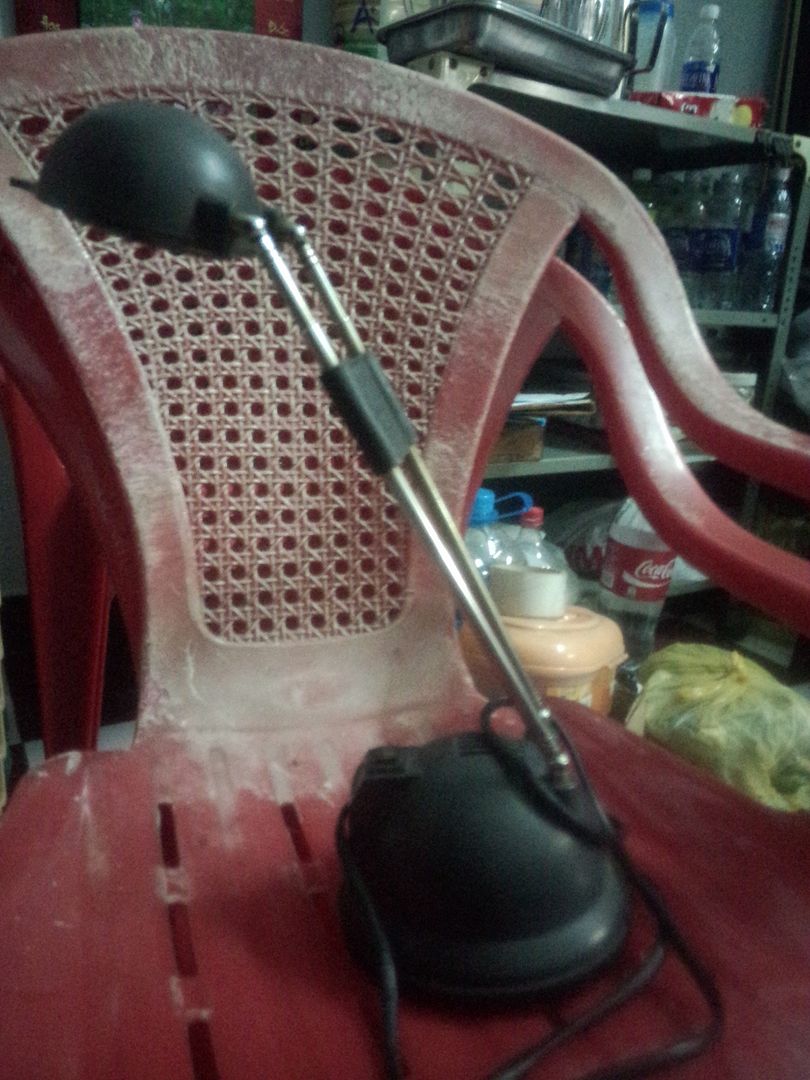 Cần Bán 2 cây đèn để bàn học. - 1